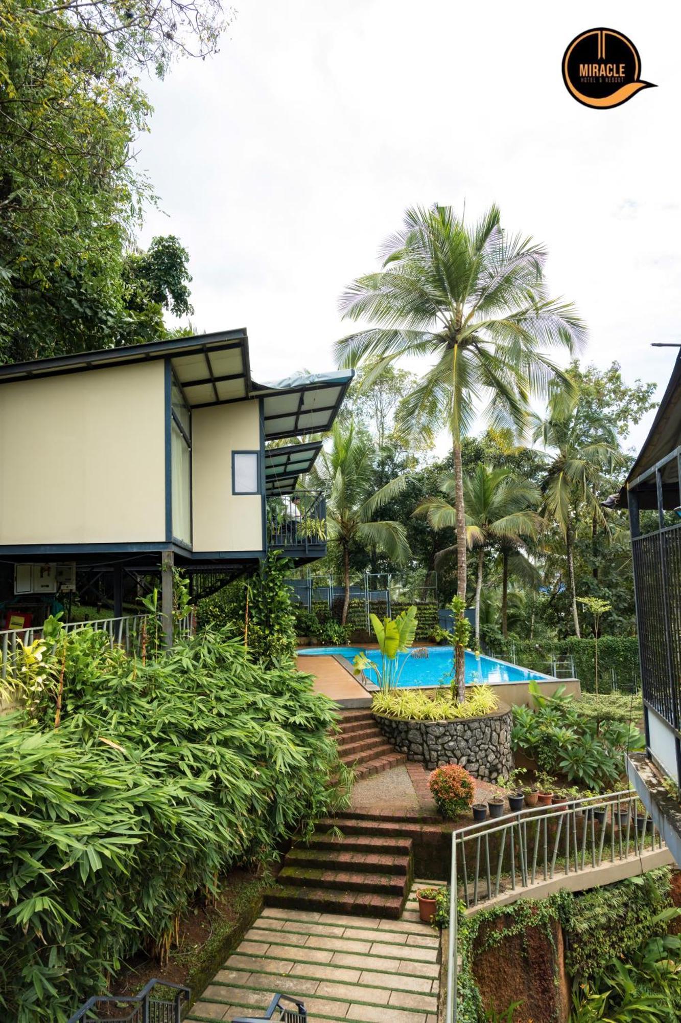 Miracle Hotel And Resorts Kozhikode Exterior photo
